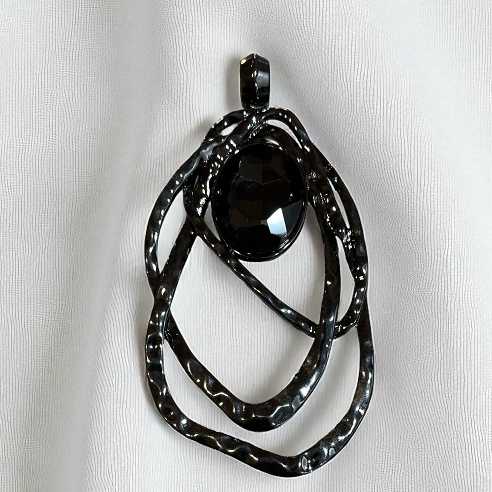 LARGE ABSTRACT MULTIFACETED CENTER BEAD GUN METAL FINISH STATEMENT PENDANT BLACK